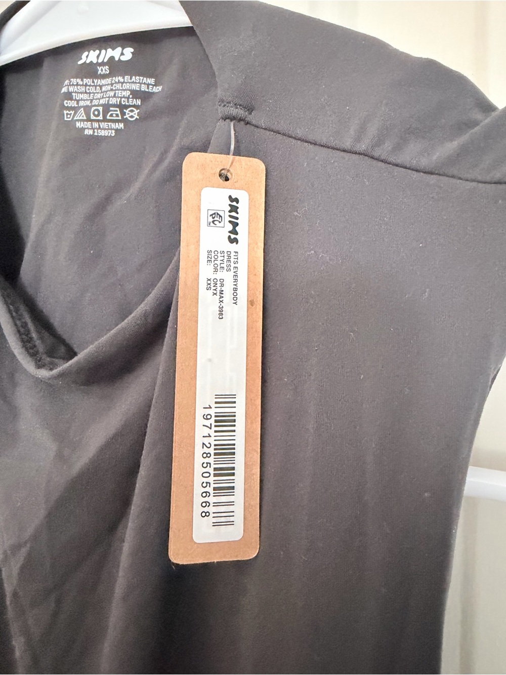 SKIMS Black Sleeveless Maxi Dress - Sleek Bodycon Silhouette - Picture 4 of 4